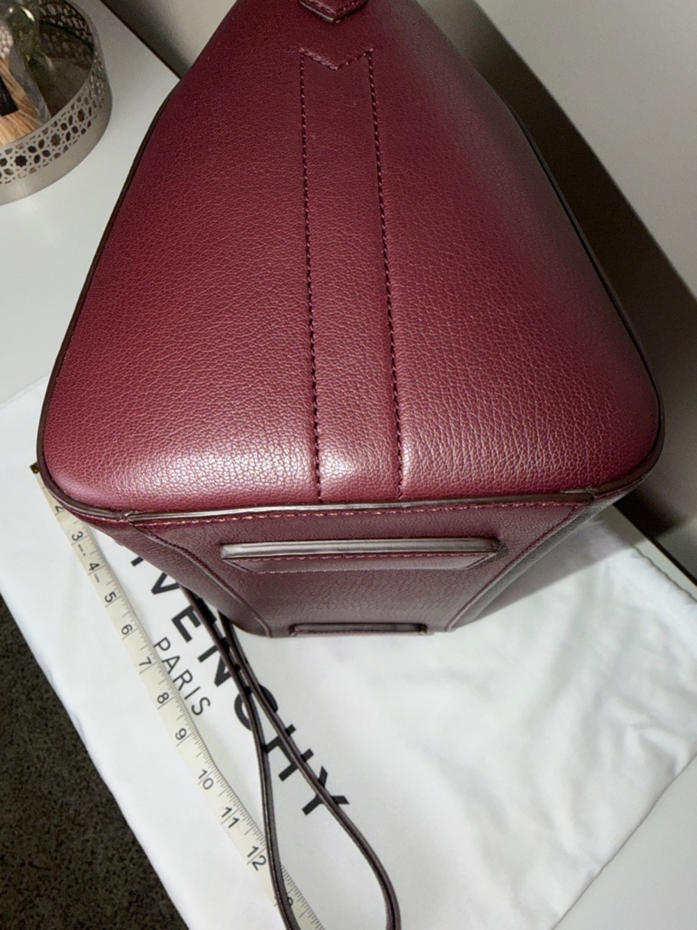Authentic Givenchy Antigona small Sugar Satchel with Detachable Strap - Picture 13 of 13